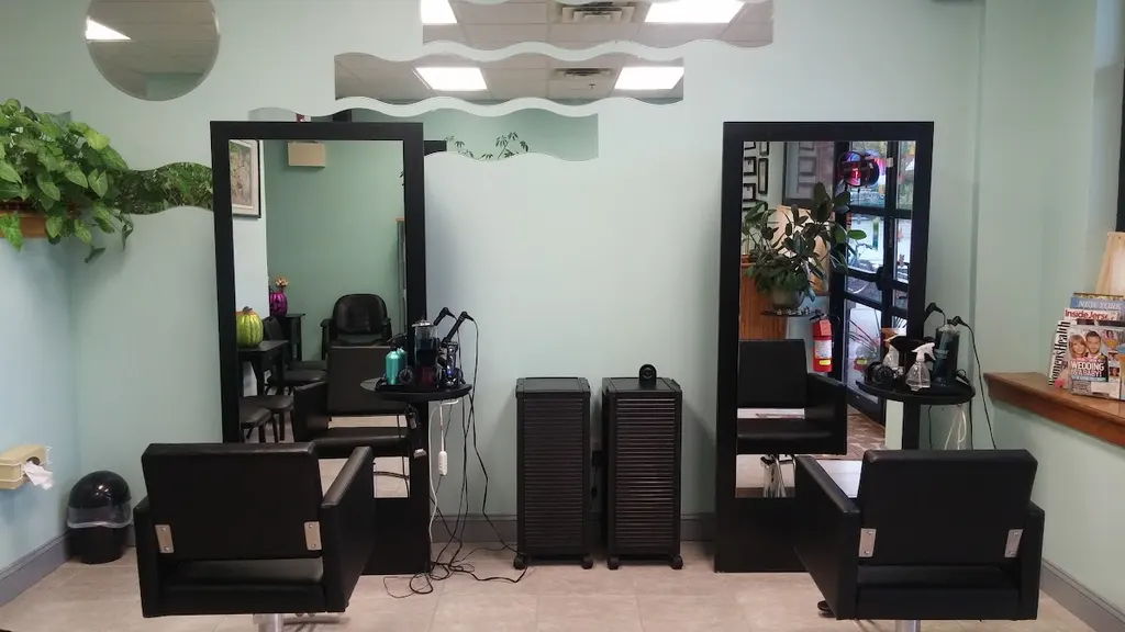 Ami's Salon & Spa — Beauty salon in Lawrenceville